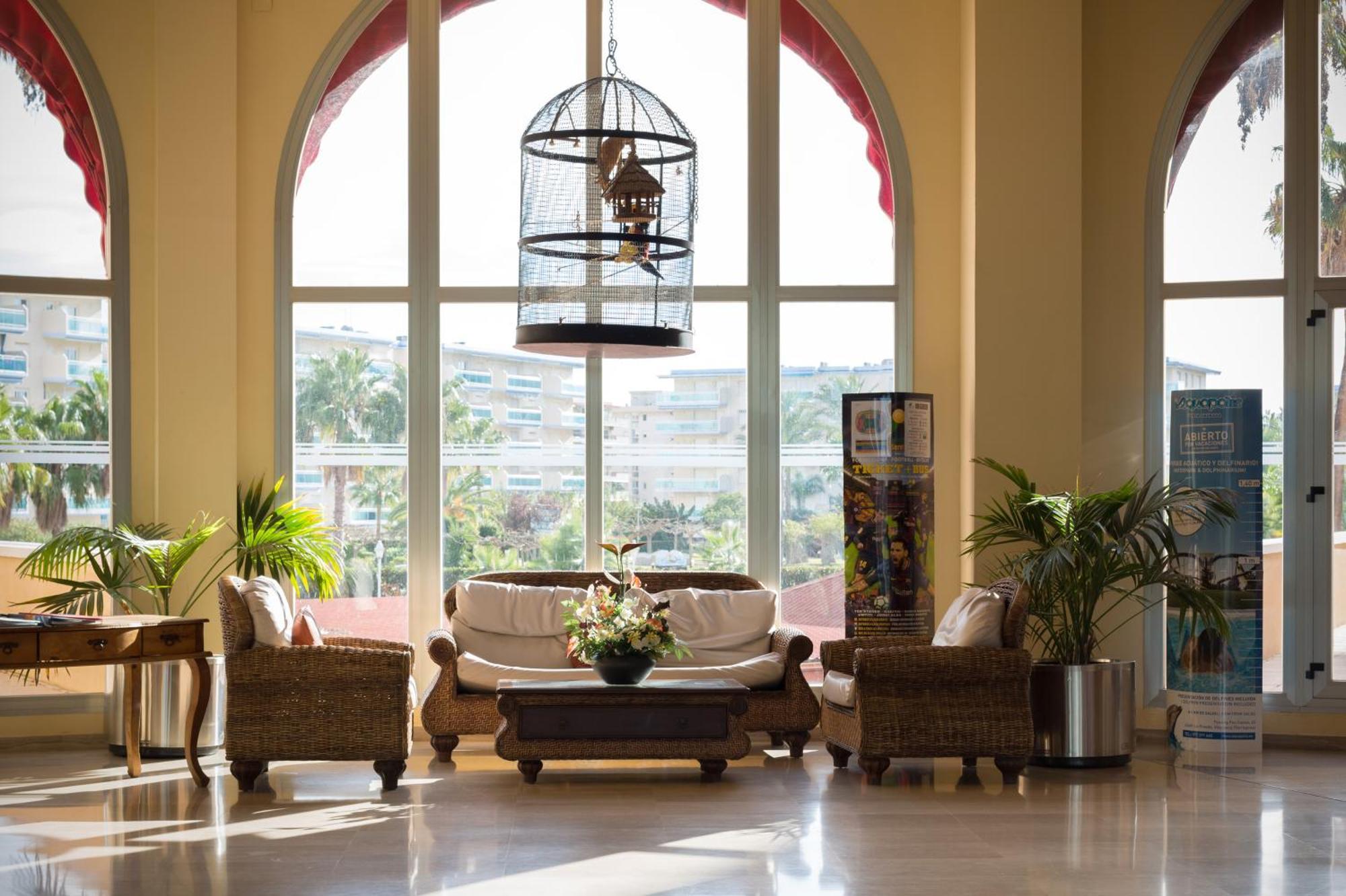 Ohtels La Hacienda Otel La Pineda Dış mekan fotoğraf
