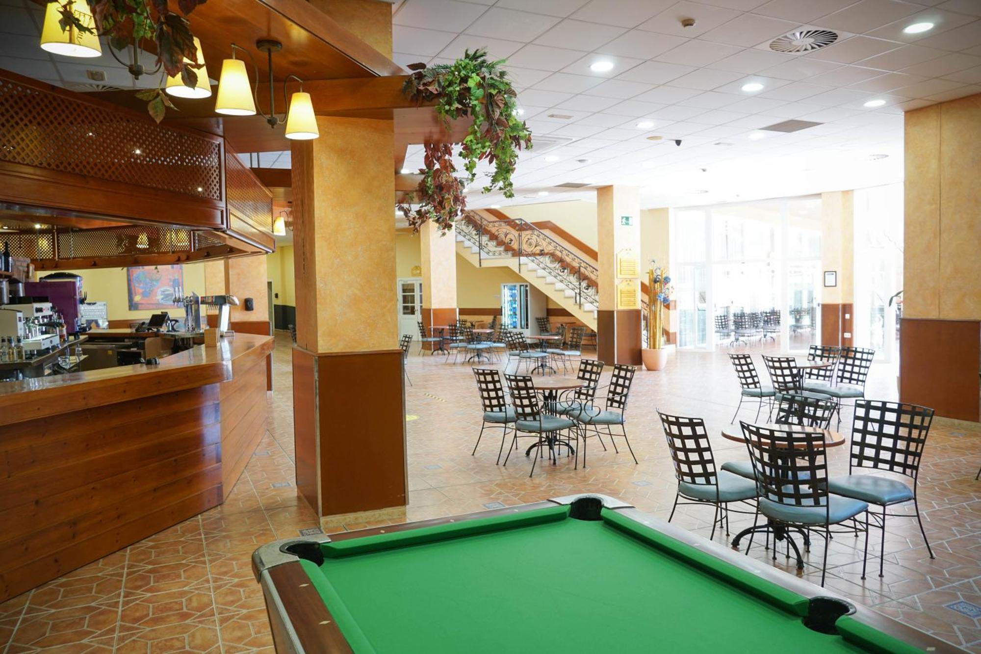Ohtels La Hacienda Otel La Pineda Dış mekan fotoğraf